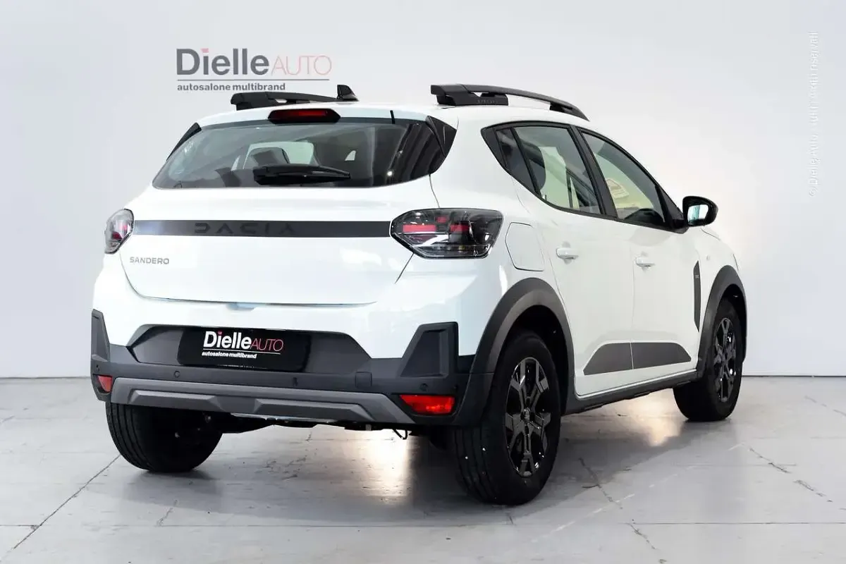 Nuova Dacia Sandero Extreme 122 CV (89 kW) 2026 Bianco ghiaccio SUV