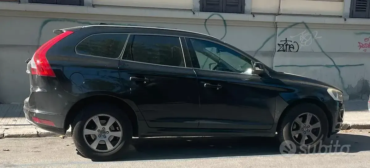 Usata Volvo XC60 136 CV (100 kW) 2013 Nero SUV