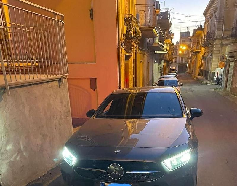 Usata Mercedes A180 116 CV (85 kW) 2018 Berlina