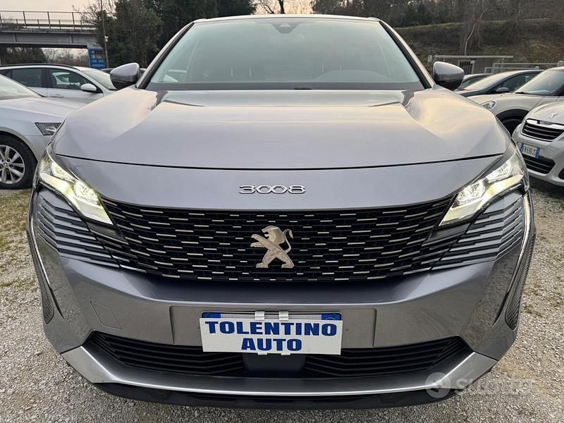 Usata Peugeot 3008 Allure 130 CV (95 kW) 2021 Grigio SUV