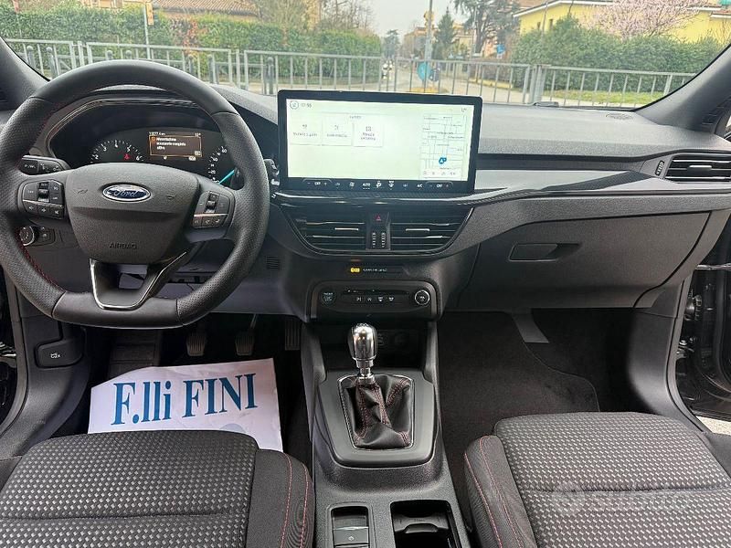 Usata Ford Focus ST-Line 126 CV (92 kW) 2025 Nero Station wagon