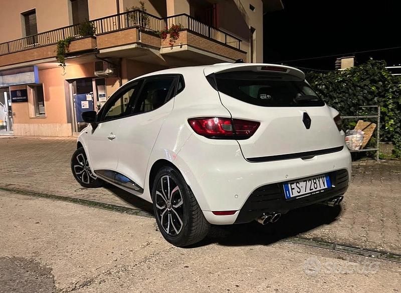 Usata Renault Clio IV 75 CV (55 kW) 2018 Bianco Berlina