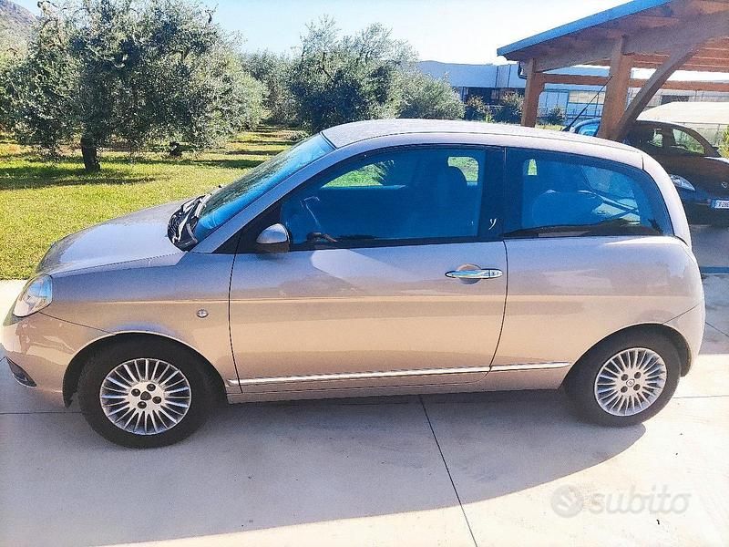 Usata Lancia Ypsilon 2007 Grigio Utilitaria