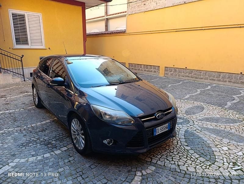 Usata Ford Focus Titanium 115 CV (84 kW) 2012 Grigio Berlina