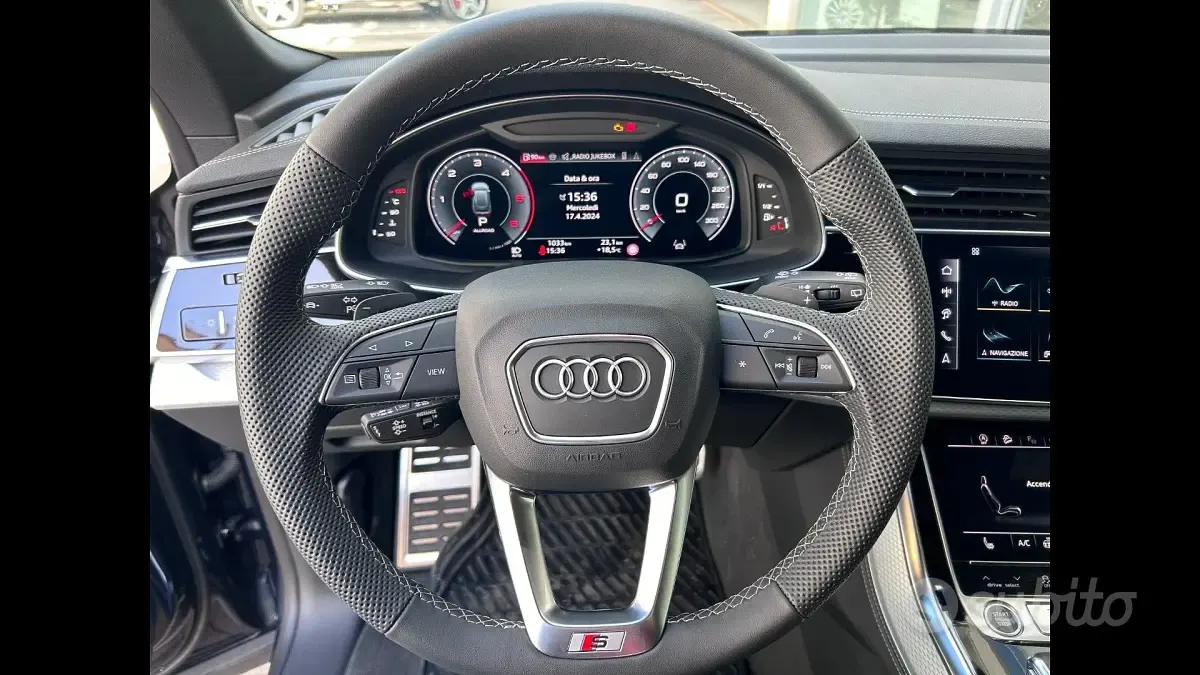 Usata Audi Q8 S-Line 286 CV (210 kW) 2023 Grigio SUV