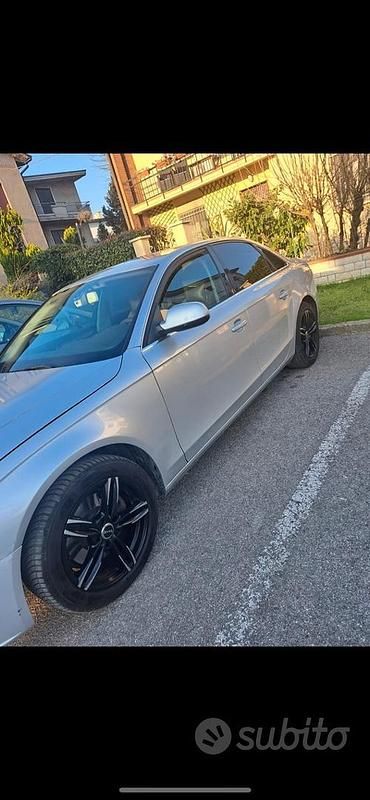 Usata Audi A4 143 CV (105 kW) 2010 Grigio Berlina