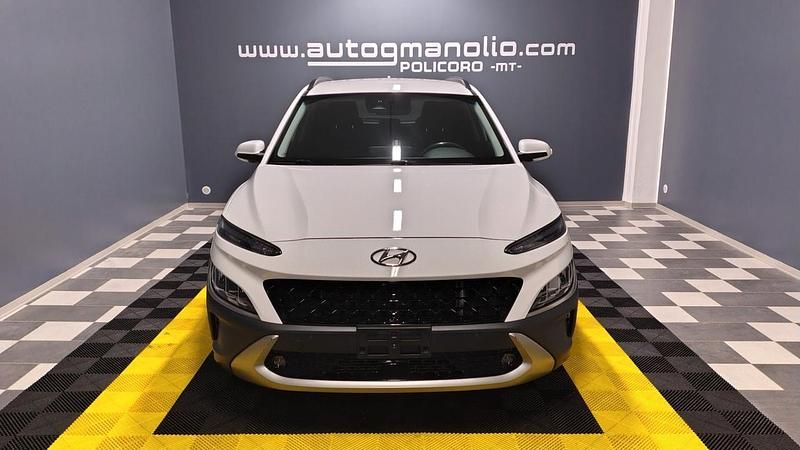 Usata Hyundai Kona 135 CV (99 kW) 2021 Bianco SUV