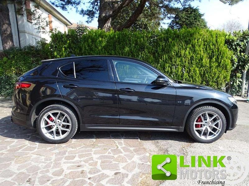 Usata Alfa Romeo Stelvio 210 CV (154 kW) 2018 Nero SUV