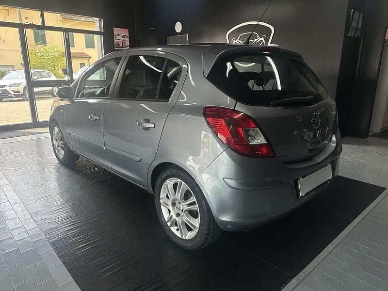 Usata Opel Corsa Cosmo 80 CV (58 kW) 2007 Grigio Utilitaria