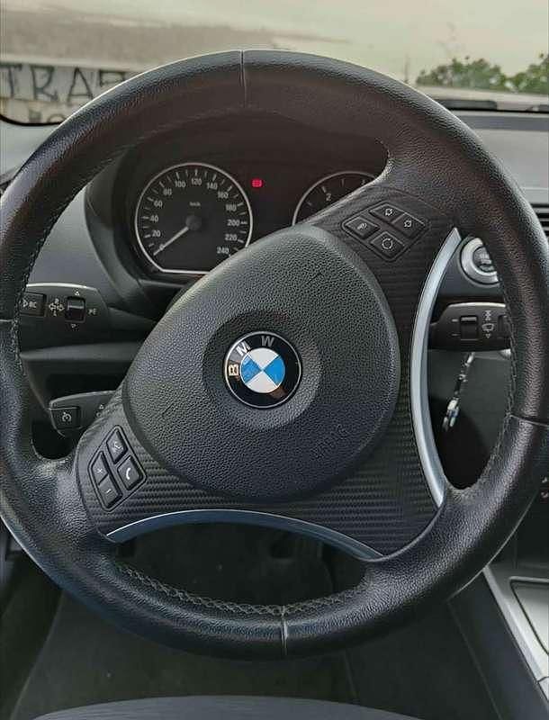 Usata BMW 118 143 CV (105 kW) 2010 Utilitaria