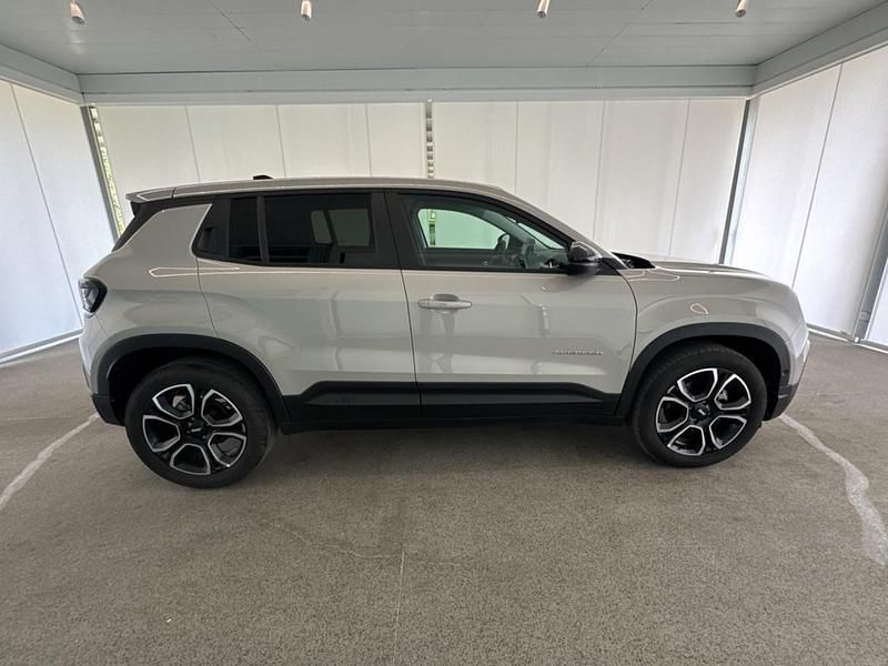 Usata Jeep Avenger Summit 101 CV (74 kW) 2024 Bianco SUV