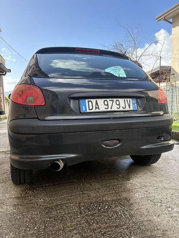 Usata Peugeot 206 75 CV (55 kW) 2006 Nero Berlina