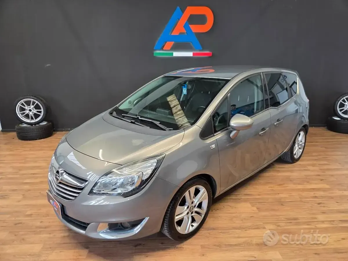 Usata Opel Meriva Cosmo 120 CV (88 kW) 2016 Other Monovolume