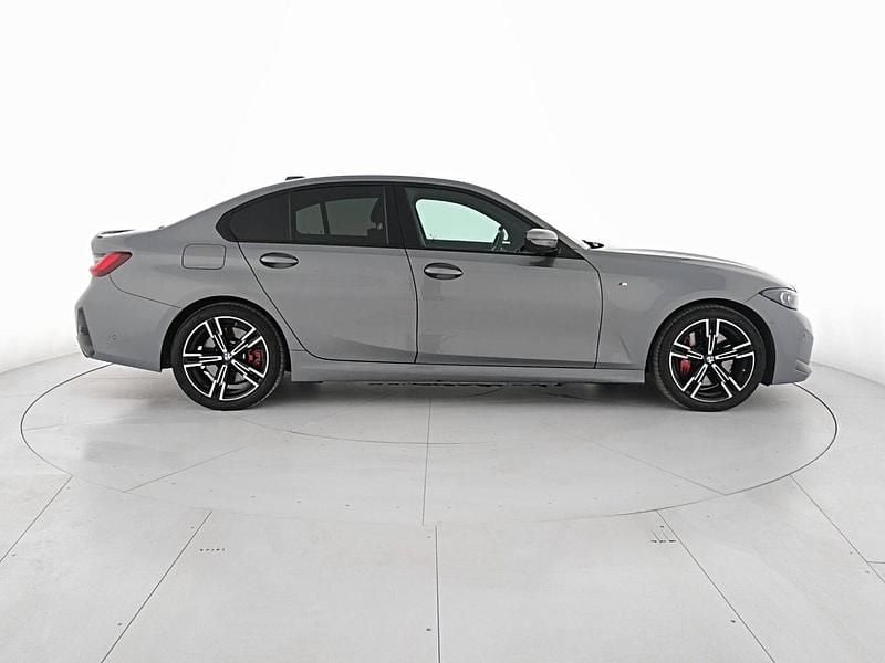 Usata BMW 320e M Sport 190 CV (139 kW) 2025 Grigio Berlina