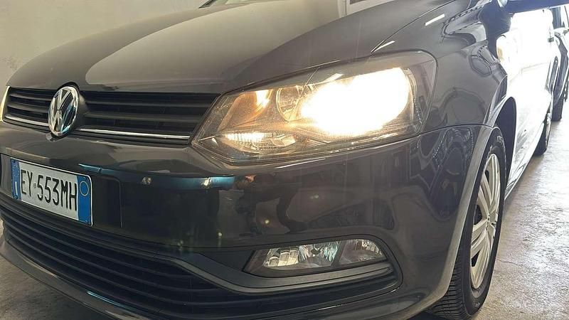 Usata VW Polo Trendline 75 CV (55 kW) 2015 Grigio Berlina