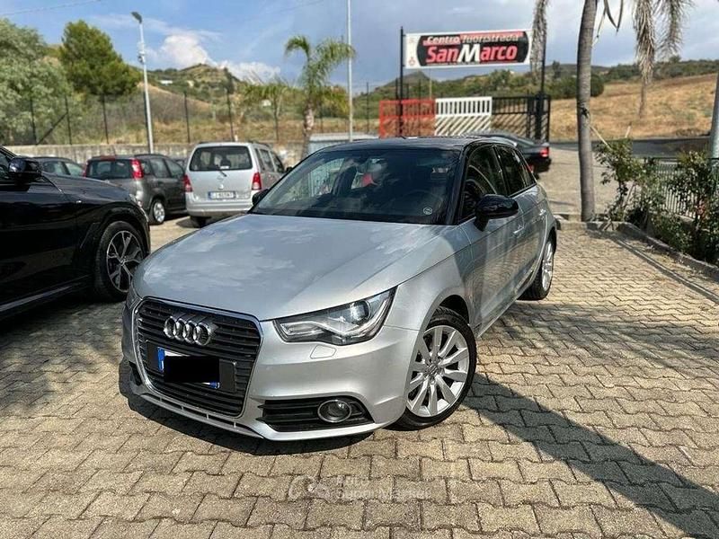 Usata Audi A1 Sportback Attraction 105 CV (77 kW) 2012 Grigio Utilitaria