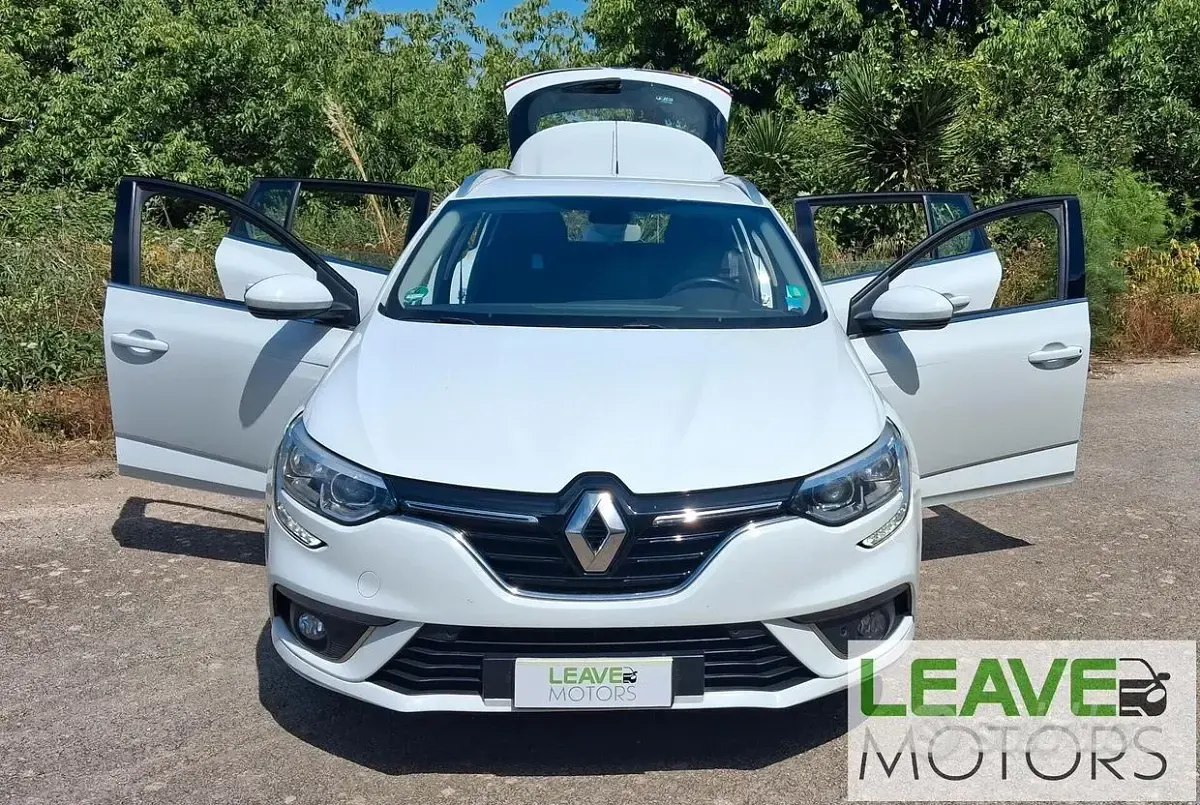 Usata Renault Mégane GrandTour 110 CV (80 kW) 2018 Bianco Station wagon