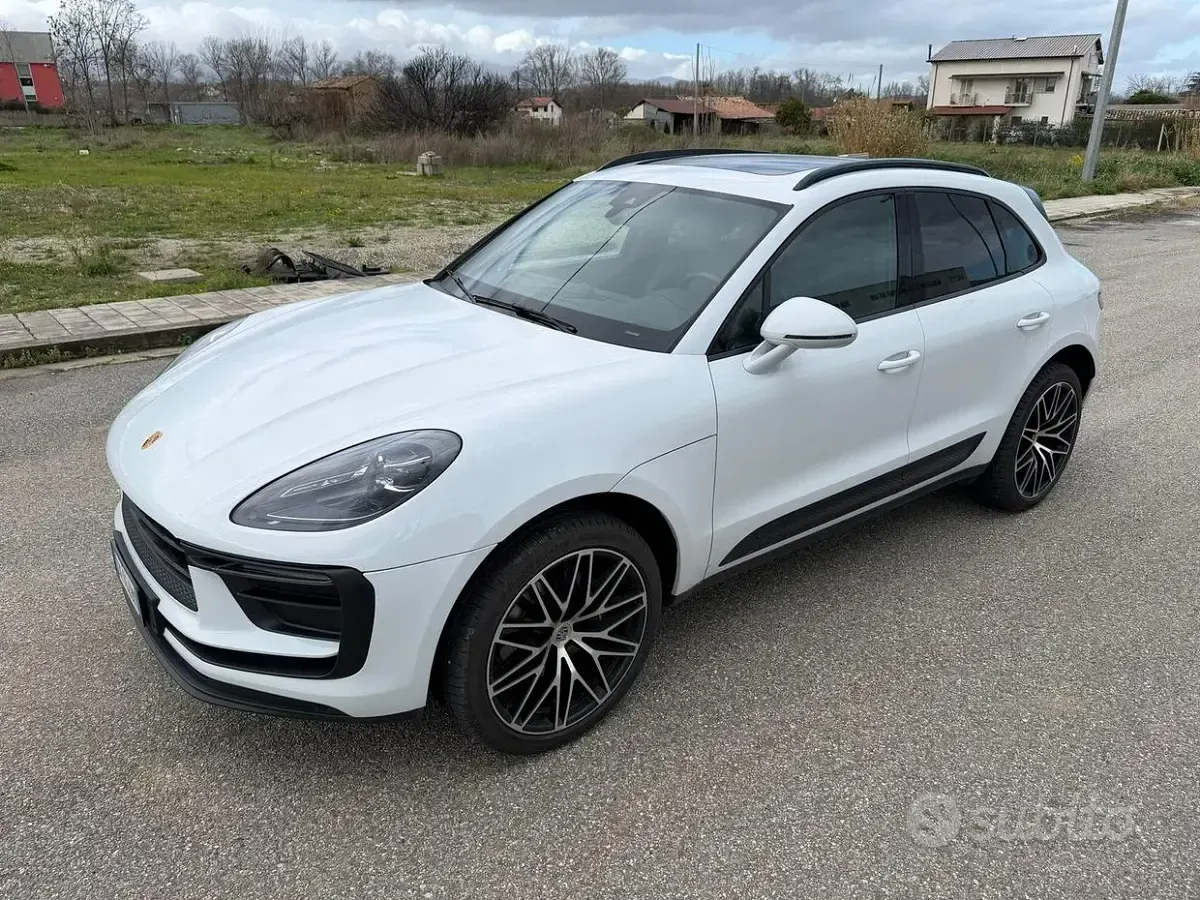 Usata Porsche Macan 265 CV (194 kW) 2023 Bianco SUV