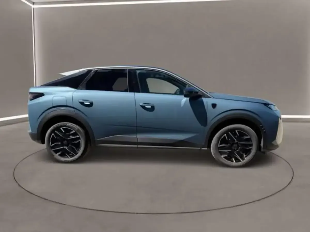 Usata Peugeot 3008 GT 136 CV (100 kW) 2025 Blu SUV