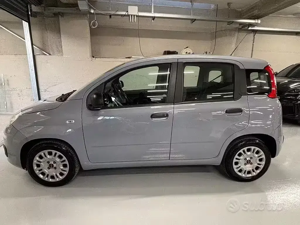 Usata Fiat Panda 69 CV (50 kW) 2022 Grigio Utilitaria