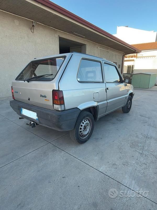 Usata Fiat Panda 54 CV (39 kW) 2002 Grigio Berlina