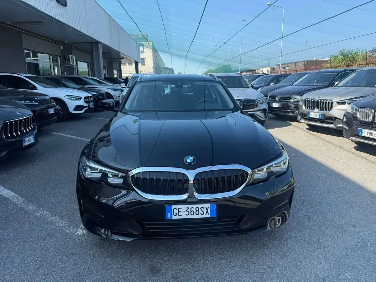 Usata BMW 316 122 CV (89 kW) 2021 Nero Station wagon