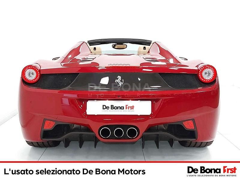 Usata Ferrari 458 570 CV (419 kW) 2015 Rosso Cabrio