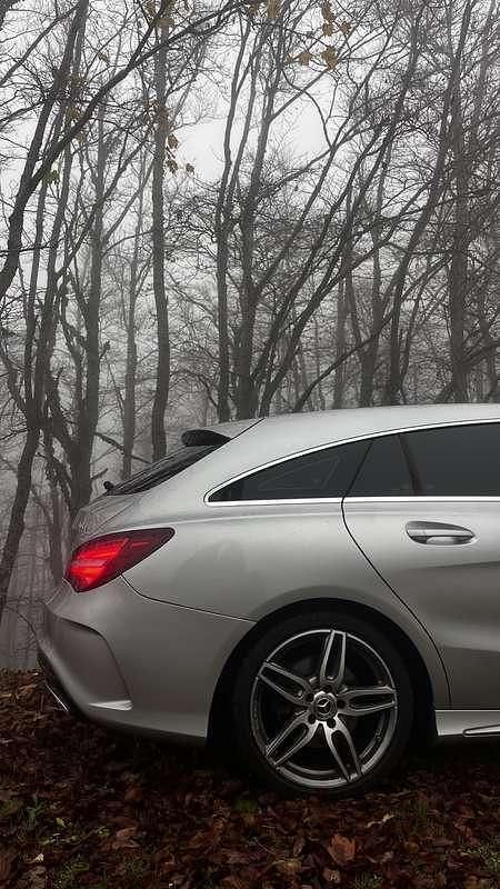 Usata Mercedes CLA220 Shooting Brake Edition 177 CV (130 kW) 2018 Station wagon