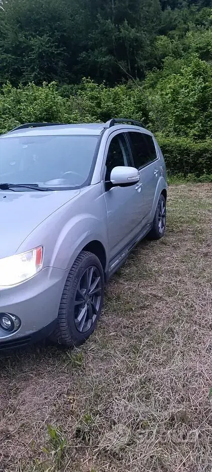 Usata Mitsubishi Outlander 156 CV (114 kW) 2011 Grigio SUV