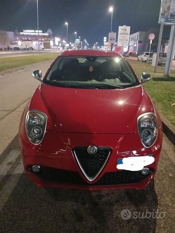 Rosso Usata 2017 Alfa Romeo MiTo Due volumi | 9000 € (Ottimo prezzo) - Immagine 1/4