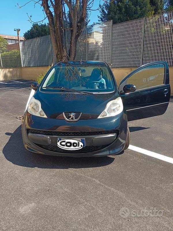 Usata Peugeot 107 68 CV (50 kW) 2008 Nero Utilitaria