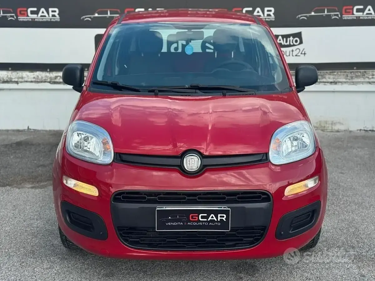 Usata Fiat Panda Easy 69 CV (50 kW) 2012 Rosso Utilitaria