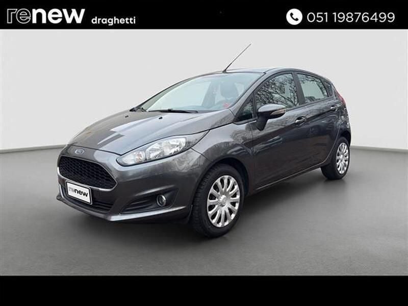 Grigio scuro Usata 2017 Ford Fiesta Berlina | 7900 € (Buon prezzo) - Immagine 1/4