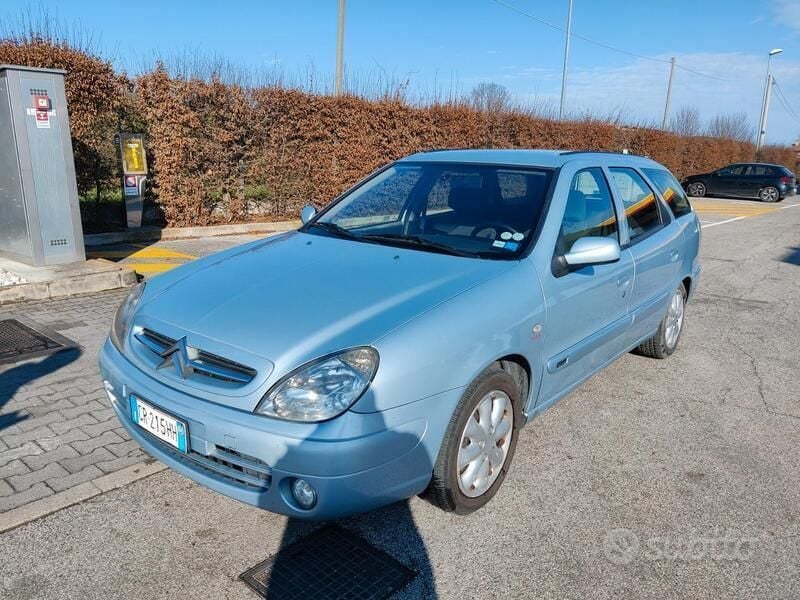 Grigio Usata 2004 Citroën Xsara Station wagon | 1300 € (Ottimo prezzo) - Immagine 1/4
