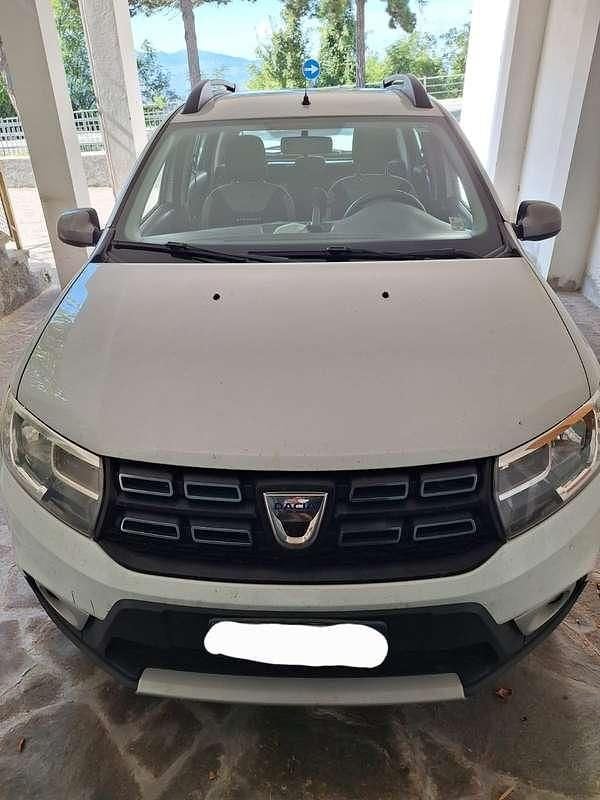 Usata Dacia Sandero Comfort 90 CV (66 kW) 2019 Bianco Utilitaria