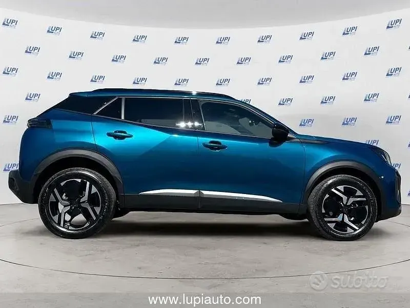 Usata Peugeot 2008 Allure 102 CV (75 kW) 2025 Blu SUV