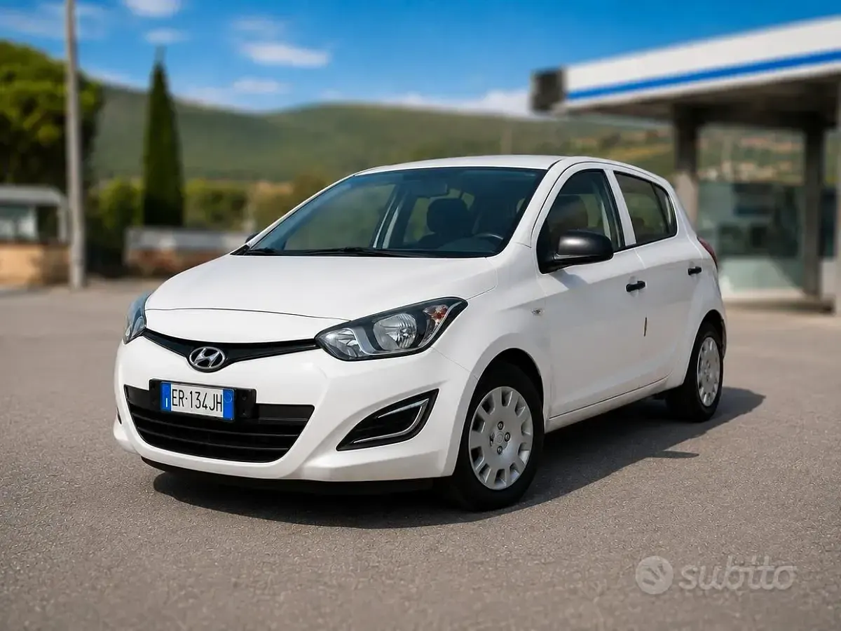 Usata Hyundai i20 Classic 90 CV (66 kW) 2013 Utilitaria