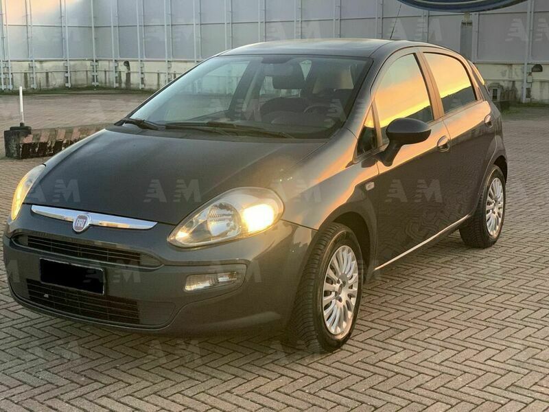 Usato 2010 Fiat Punto Evo 1.2 Diesel 90 Cv (5.500 €) | 07026 Sassari | Autouncle