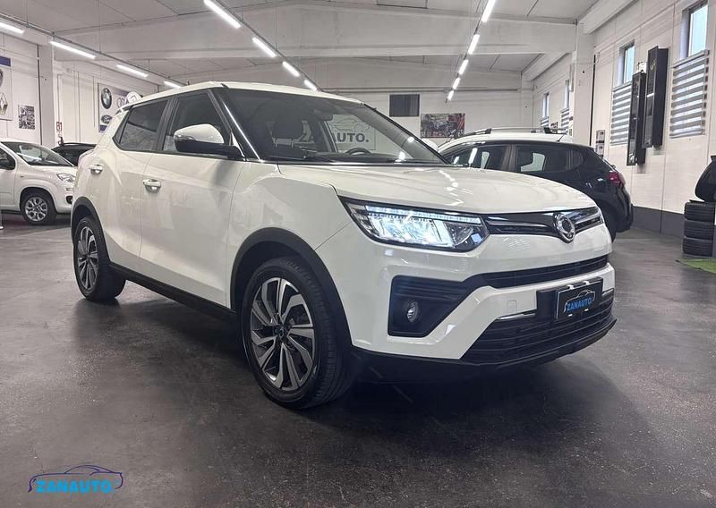 Usata Ssangyong (KGM) Tivoli 136 CV (100 kW) 2021 Bianco SUV