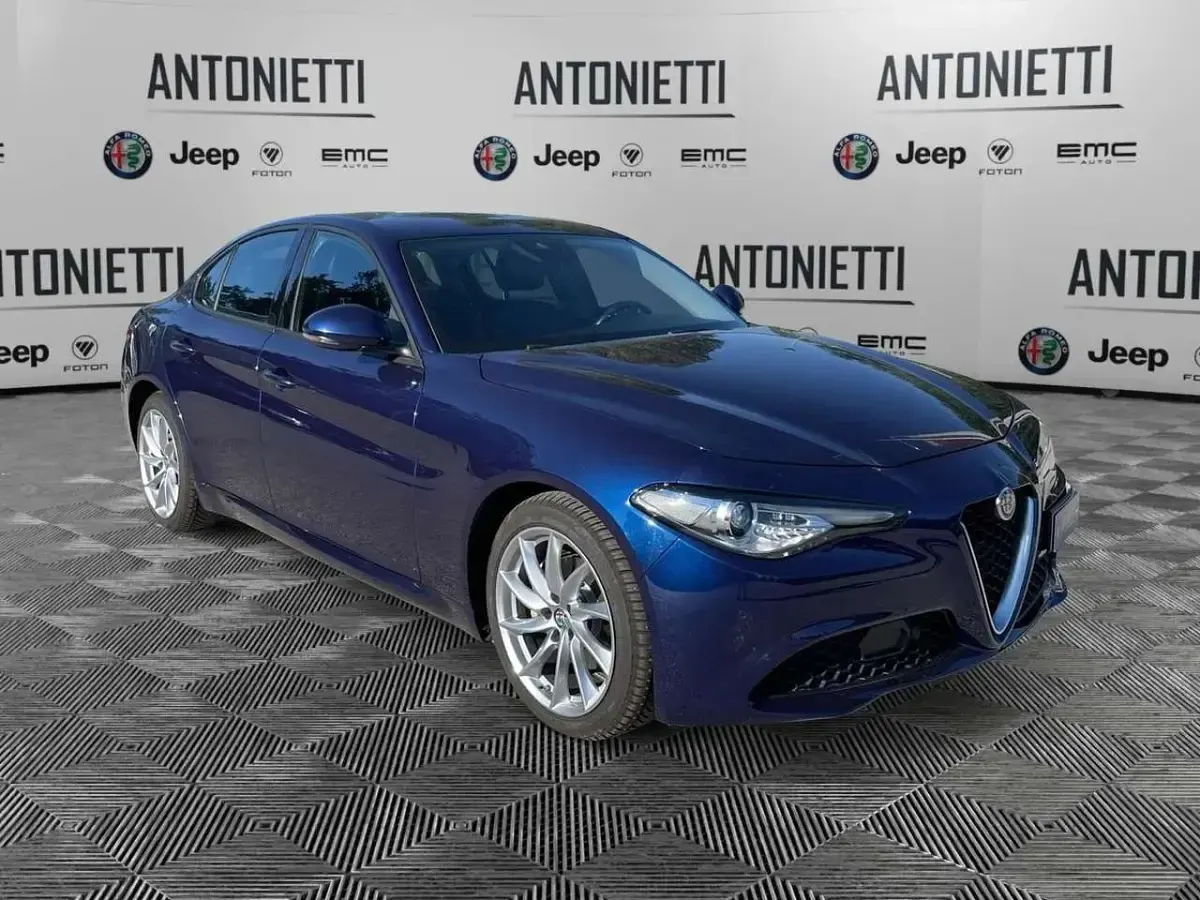 Usata Alfa Romeo Giulia Super 160 CV (117 kW) 2020 Blu/azzurro Berlina
