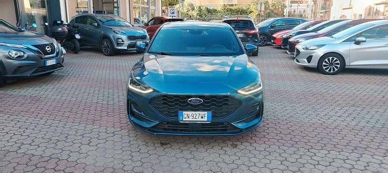 Usata Ford Focus ST-Line 125 CV (91 kW) 2023 Blu/azzurro Berlina