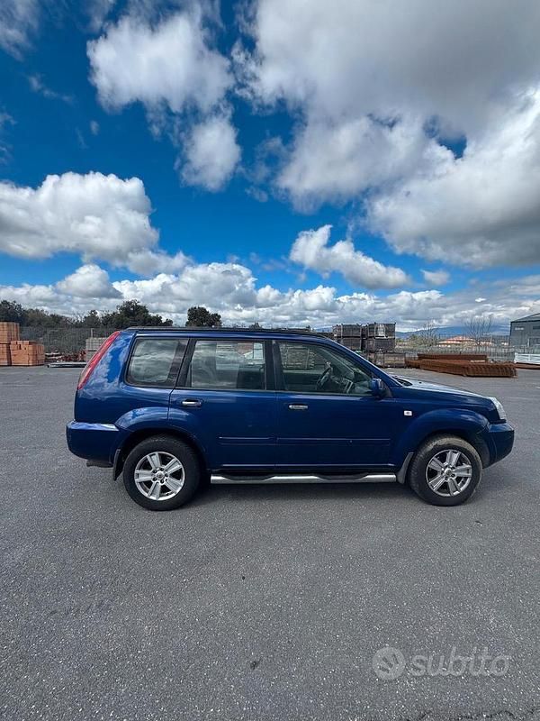 Usata Nissan X-Trail 136 CV (100 kW) 2005 Blu SUV