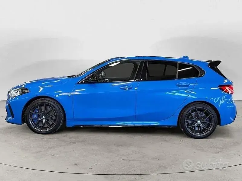 Usata BMW M135 Performance 306 CV (225 kW) 2023 Blu Utilitaria