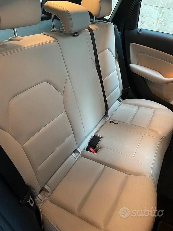 Usata Mercedes B180 Executive 109 CV (80 kW) 2017 Grigio Monovolume