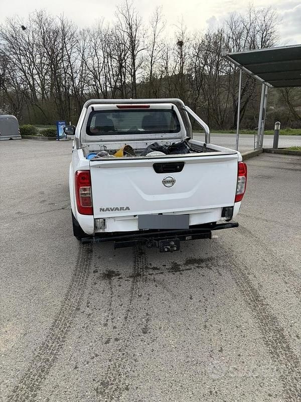 Usata Nissan Navara 2017 Bianco Pick-up