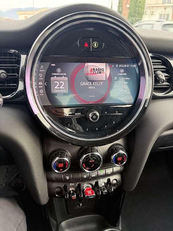 Usata Mini Cooper Classic 136 CV (100 kW) 2023 Grigio Utilitaria