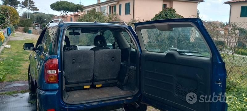 Usado Toyota RAV4 128 CV (94 kW) 2003 Azul SUV