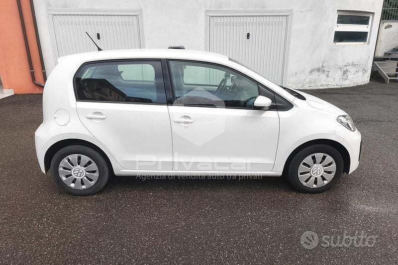 Usata VW up! move up! 60 CV (44 kW) 2018 Bianco Utilitaria