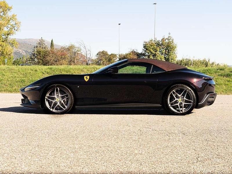 Usata Ferrari Roma 620 CV (456 kW) 2025 Nero Cabrio