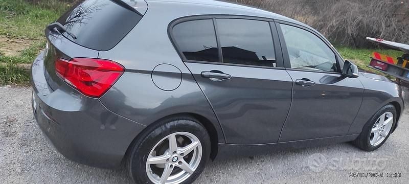Usata BMW 116 116 CV (85 kW) 2017 Grigio Utilitaria